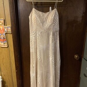 NWOT Ivory Art Deco Inspired Maxi w/Nude Underlay & Padded Bust